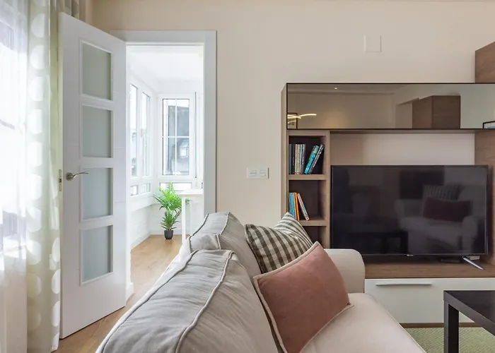 Ah Full&roomy Auditorio De Vut6502as * Oviedo