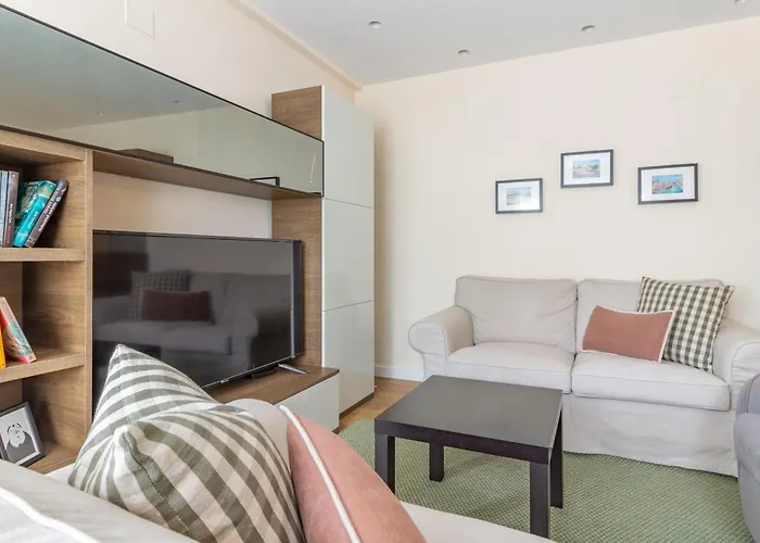 Ah Full&roomy Auditorio De Vut6502as * Oviedo