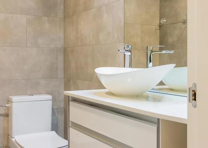 Apartamento Ah Full&roomy Auditorio De Vut6502as