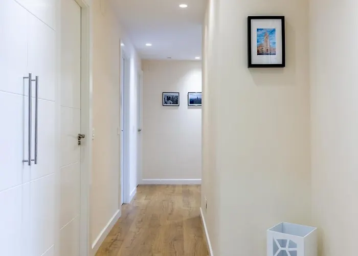 Ah Full&roomy Auditorio De Vut6502as * Oviedo